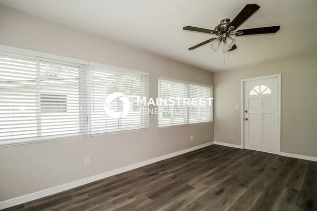 Photo - 3 Bedroom Pet-Friendly Home in Winter Park, FL with Main Street Renewal
