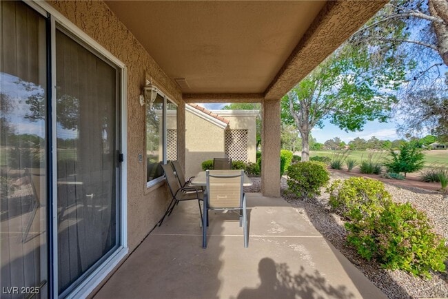 Building Photo - 8901 Litchfield Ave Rental