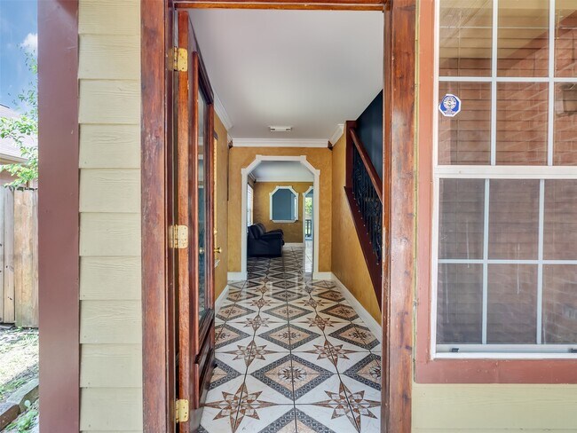 Photo - 13119 Lindenloch Ln
