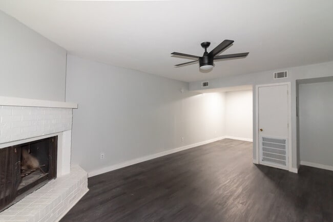 Photo - 2437 Ramblewood Ct