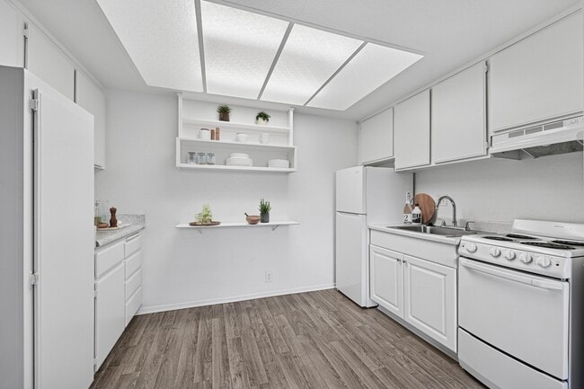 Building Photo - Sunnyside Senior Apartments