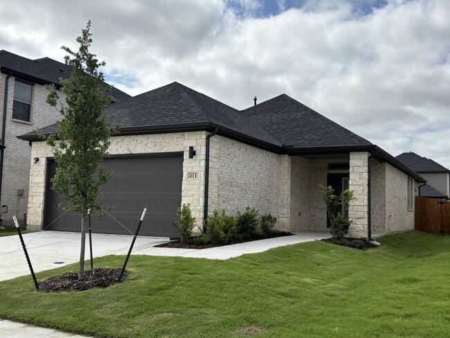 Photo - 411 Travine Dr