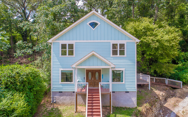 Building Photo - 223 Tremont St Rental