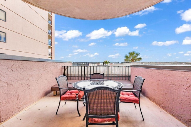 Photo - 2406 N Ocean Blvd Unidad ID1266206P