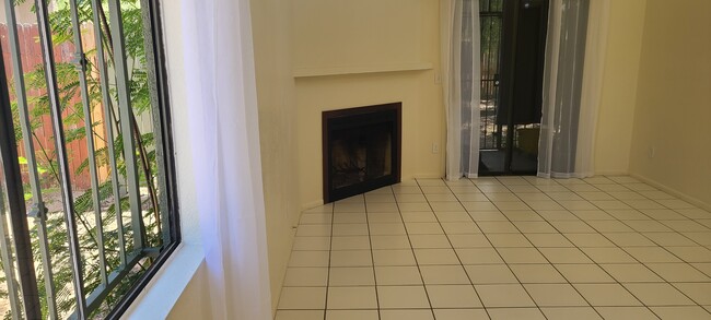 Photo - 5604 E 26th St