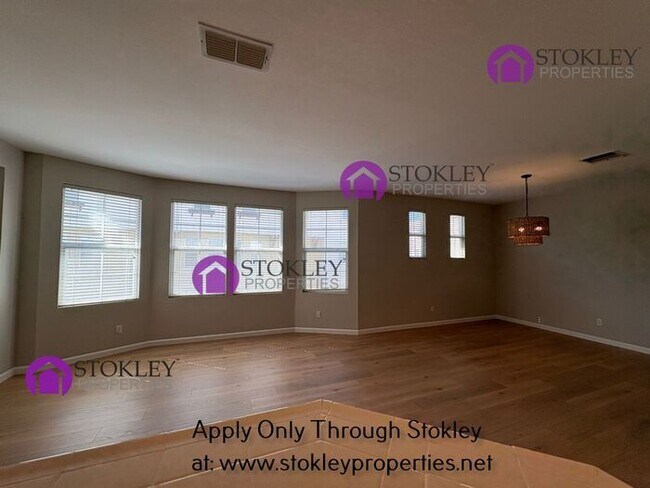 Photo - 71 Matisse Ct