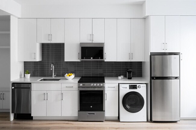 Photo - 695 S Olive Ave Unit #616