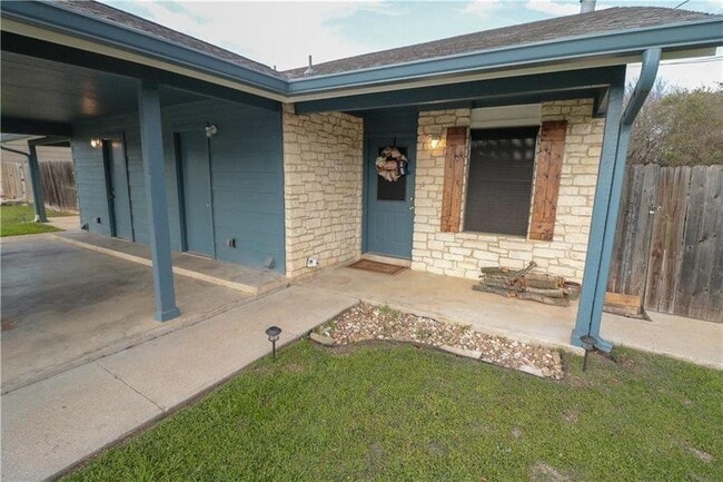 Photo - 3503 Rocky Hollow Trail