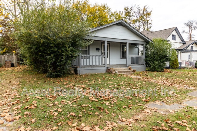 Photo - 321 E Springdale Ave