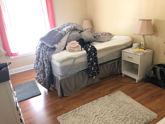 Photo - 7220 Meade St Unit #1