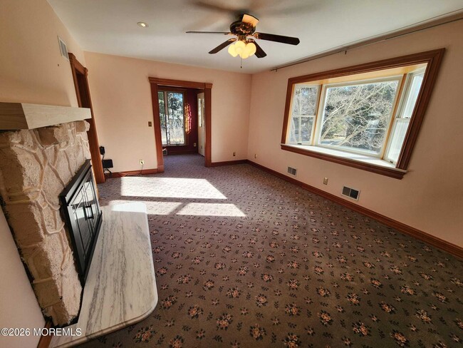 Photo - 426 Bennetts Mills Rd