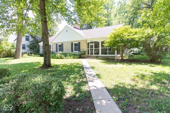 Building Photo - 6353 Riverview Dr