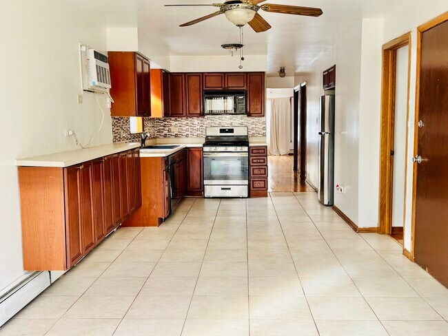 Photo - 4211 W 63rd St Unit 1FL