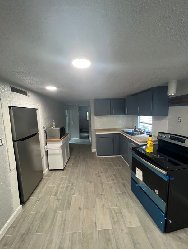 Building Photo - 16429 Sunflower Trail