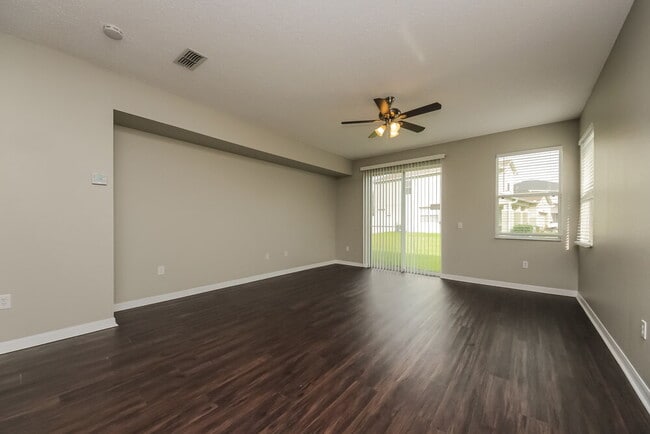 Photo - 917 Anchorage Ln