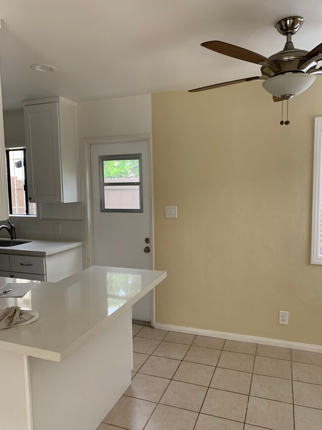 Photo - Emerald (3 unit detached) Unit EM871