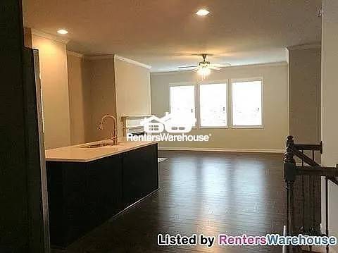Photo - 1290 Hopkins Dr
