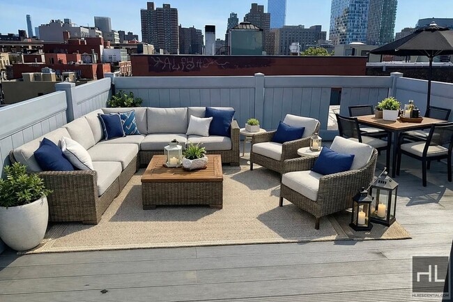 Building Photo - Stanton Street Unit 6G