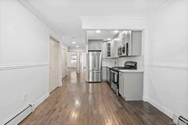 Building Photo - 4828 Barnes Ave Unit 1