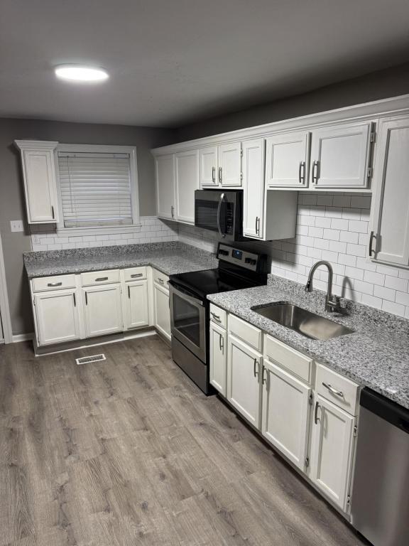 Photo - 951 S Shelby St