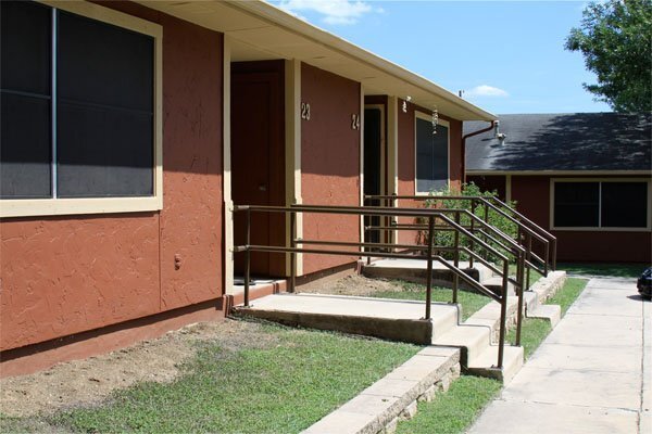 Building Photo - 919 Sutton Dr Unit #919