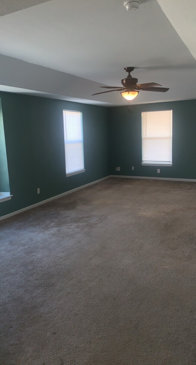 841 E Hamblin St Rental House Rental in Ottawa, KS