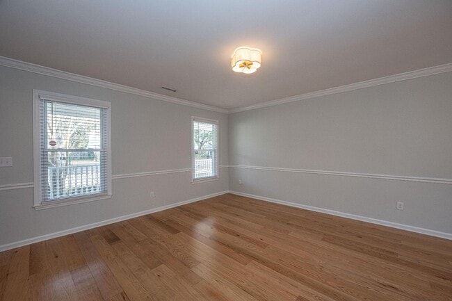 Photo - 927 Portabella Ln