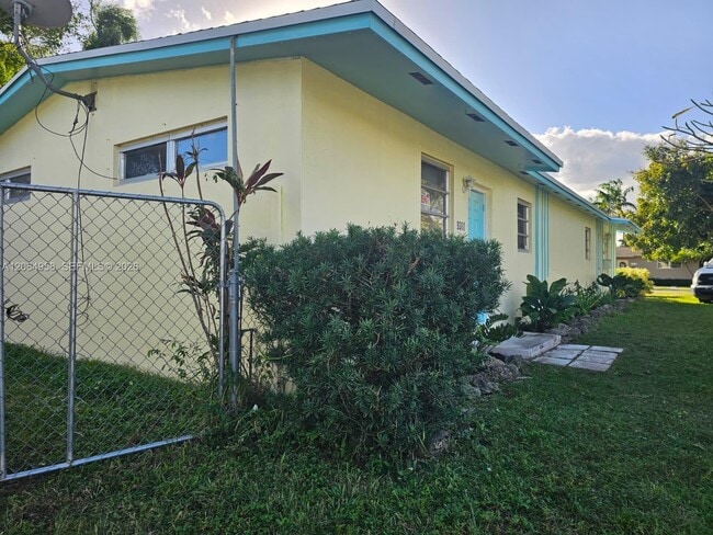 9360 SW 168th St Unidad 0