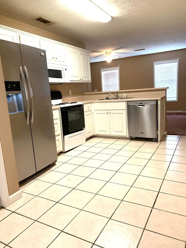 Photo - 1951 Rock Ledge Ct