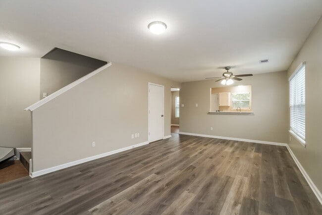 Photo - 4430 Amaryllis Ave