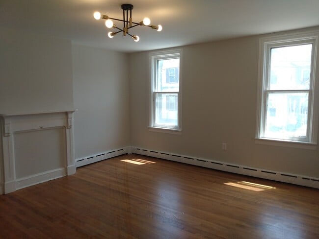 Photo - 67 N Federal St