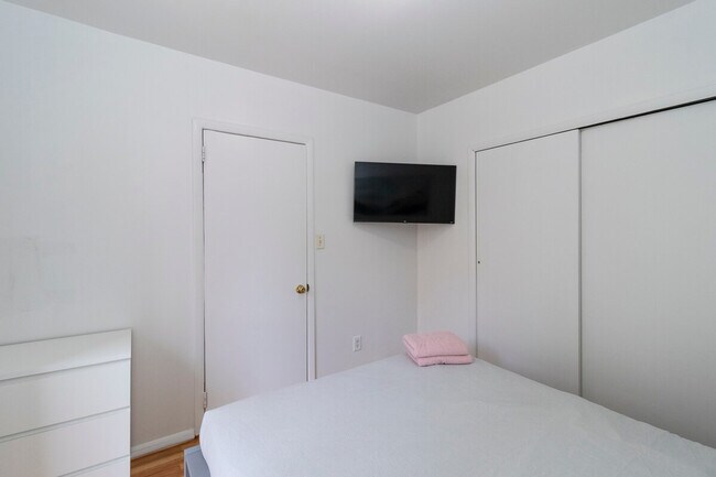 340 E 94th St Unit SI ID1032026P