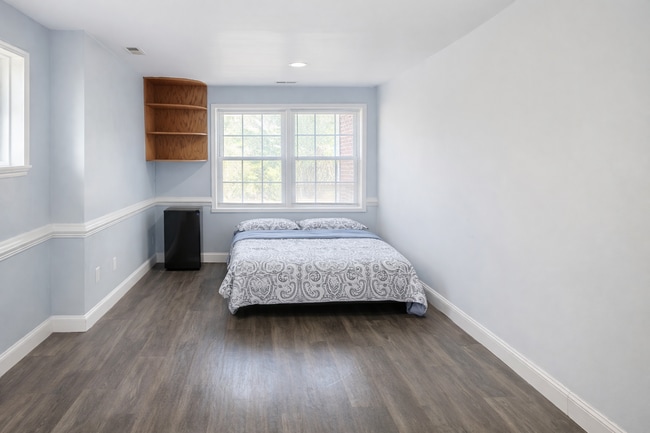Photo - Space, Comfort & Convenience — Discover This Hidden Gem in Charlotte Unit ROOM 1