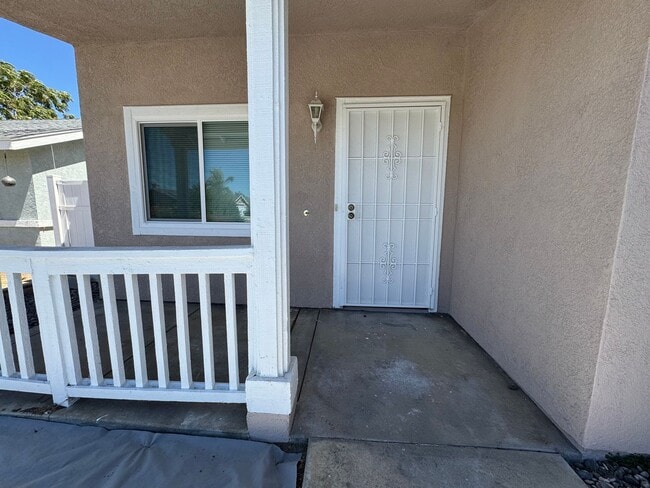 Photo - 25060 Steiner Dr