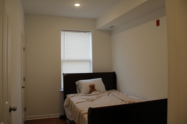 Photo - 3607 Spring Garden St Unit 2