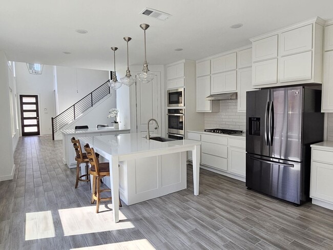 Building Photo - Gorgeous Wolf Ranch 4 Bed /  3 Bath Home!