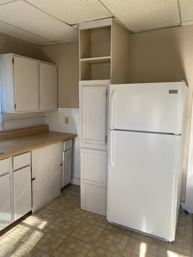 Photo - 327 Hayes St