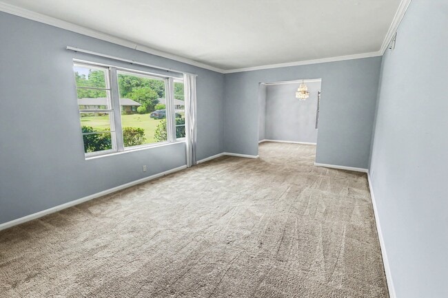 Photo - 2822 Sumter Ave
