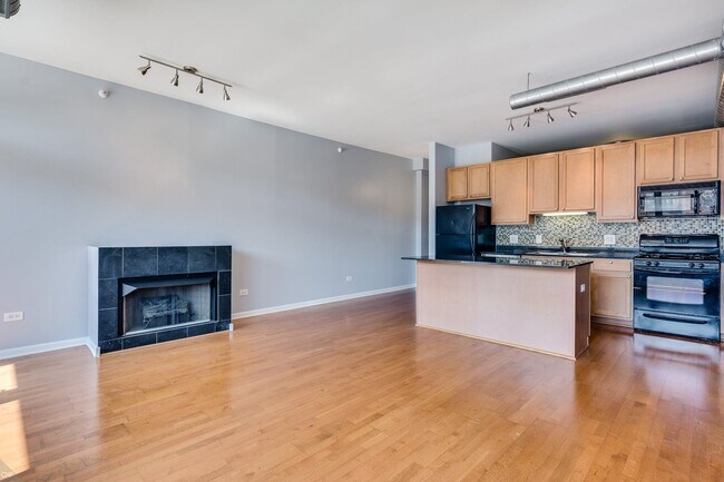 Photo - 1200 W Monroe St Unit 415