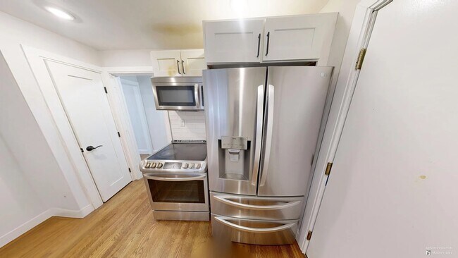 Photo - 25 Greycliff Rd Unit 1