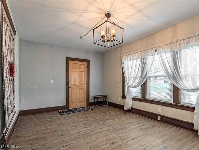 Photo - 1268 Pondview Ave Unit A