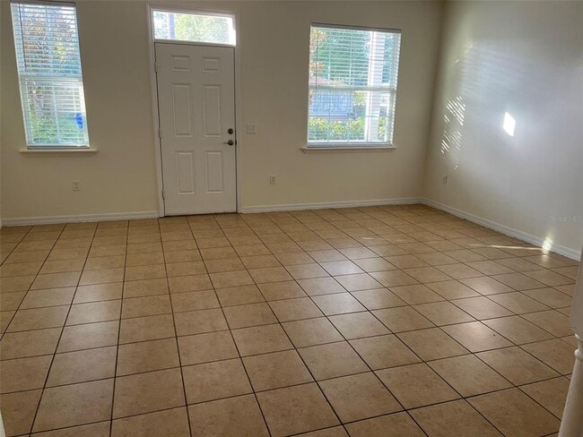 Photo - 917 W Sumner St