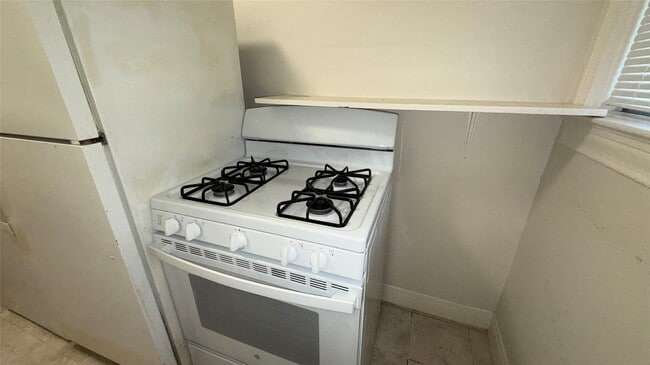 Photo - 1850 W Main St Unit 02