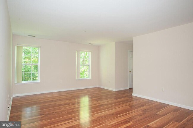 Photo - 5958 Founders Hill Dr Unit 101B