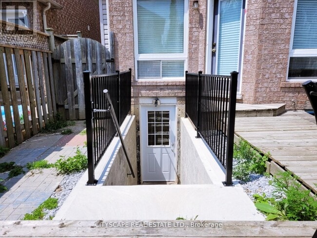 Photo - 3754 Milkwood Crescent