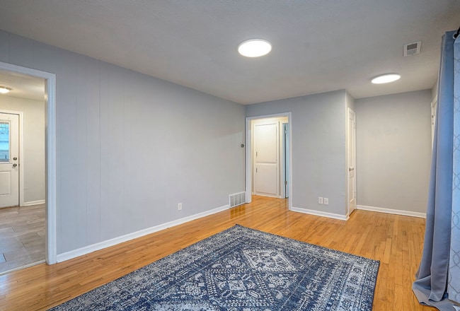 Photo - Cute Two Bedroom Home in Olathe