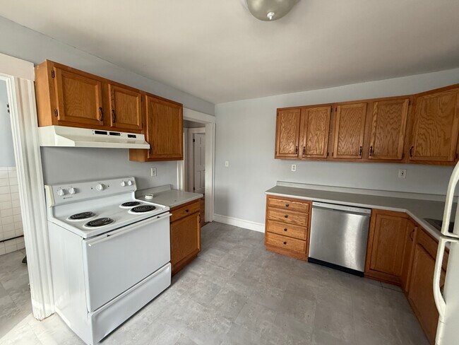 527 Gallivan Blvd Unit 3