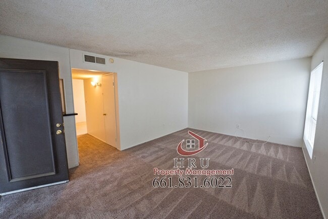 Photo - SW- condo 3bed-1.5 bath