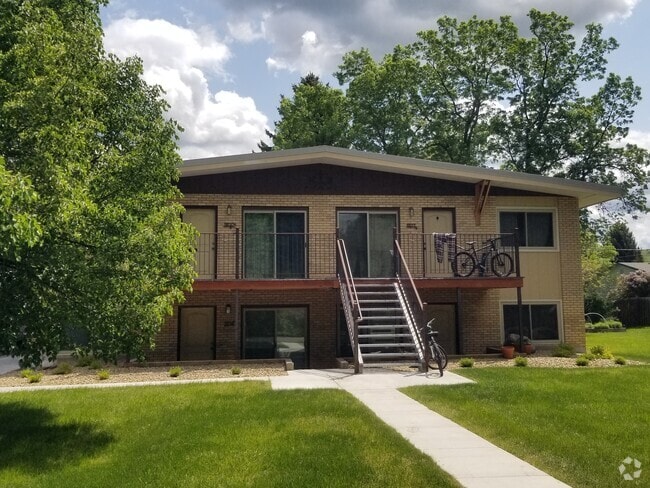 Building Photo - 1104 S Black Ave Unit 1104 Rental