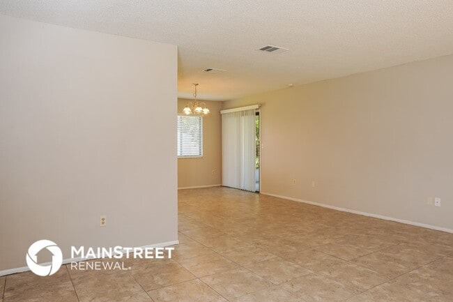 Photo - 1287 Wadsworth St SE